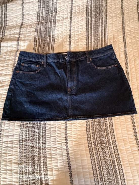 Abercrombie & Fitch Dresses & Skirts - Abercrombie & Fitch Dark Indigo Denim Mini Skirt